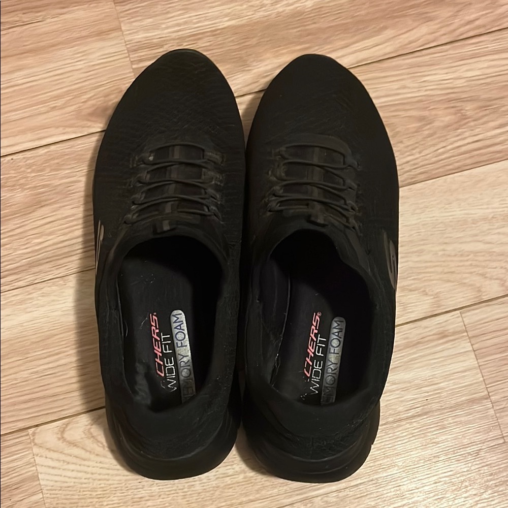 Skechers Black Sneakers Low-Top All-Black Design